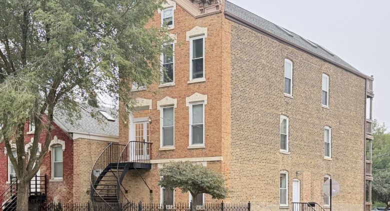 1401 N Bosworth Ave.