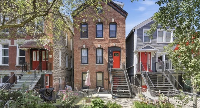 1218 N Paulina St.