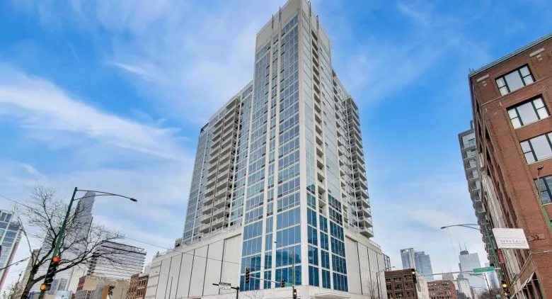 Unit #1105 at 757 N Orleans St.
