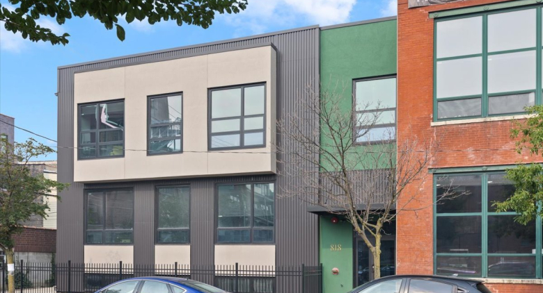 818 N Wolcott Ave.