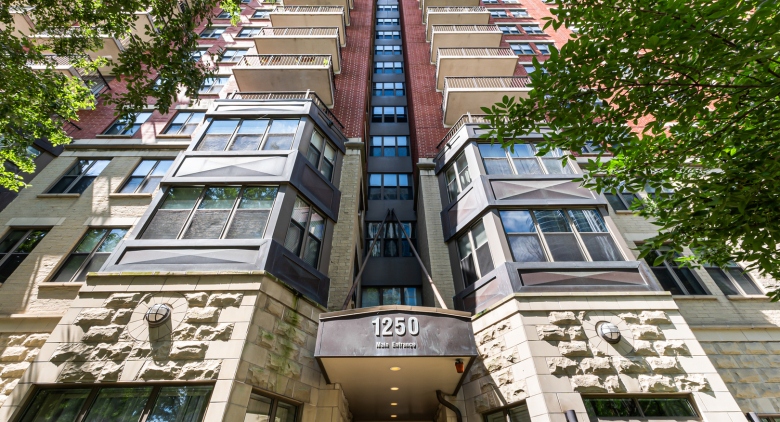 1250 S Indiana Ave. #307
