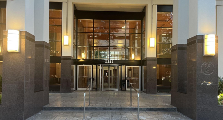 1122 N Clark St. #3606