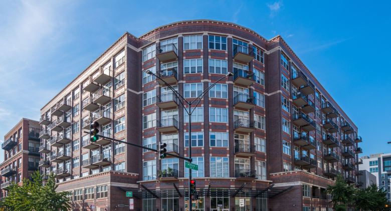 1000 W Adams St. #506