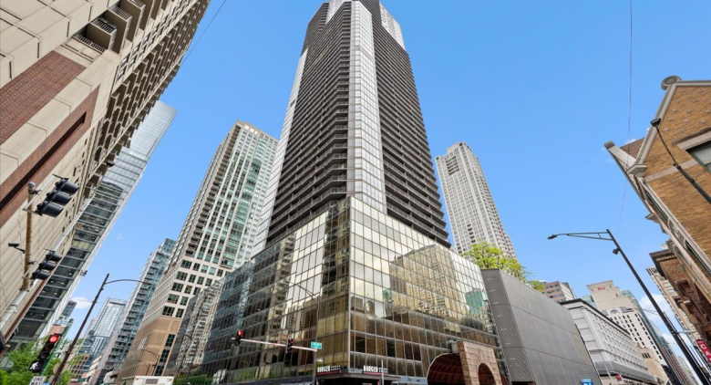 10 E Ontario St. #4602