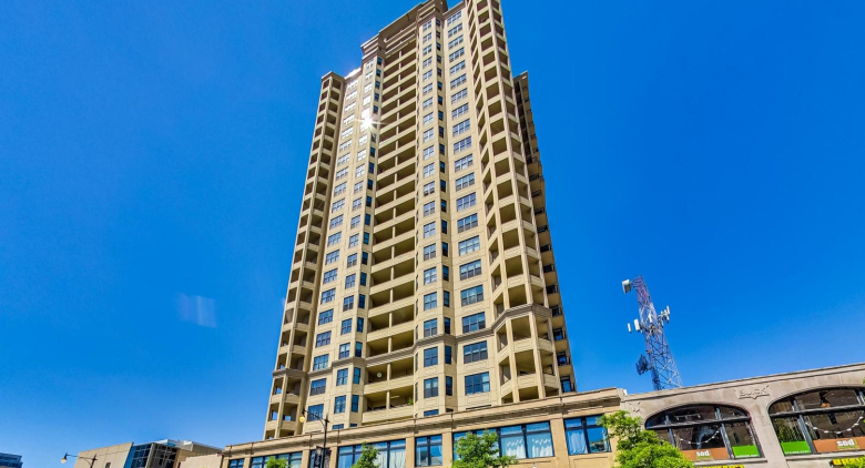 1464 S Michigan Ave. #807