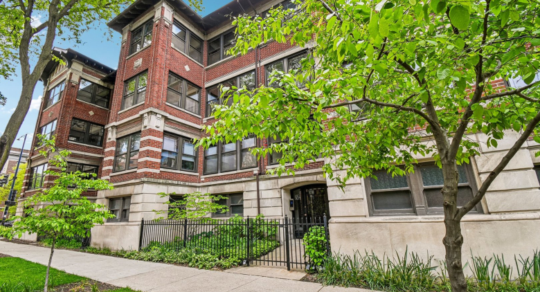 Hyde Park apartment for rent