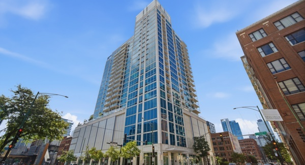 757 N Orleans St. #1012