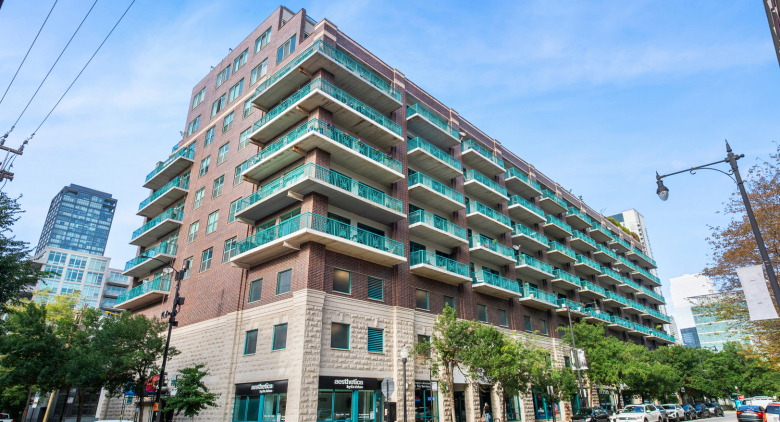 West Loop apartment for rent