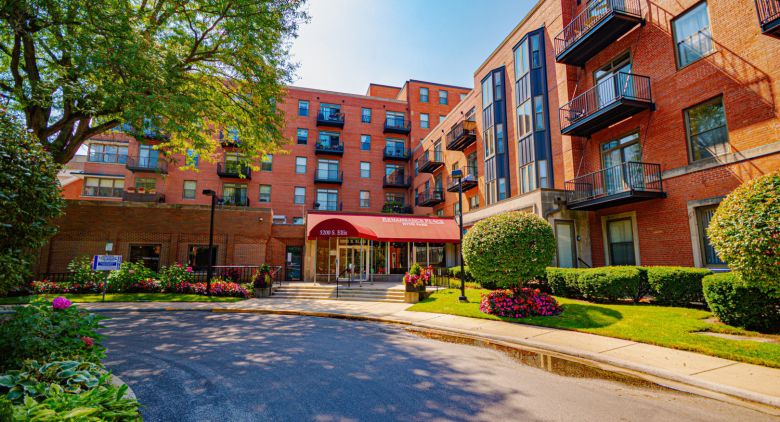 Renaissance Place