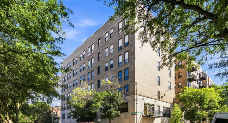 811 S Lytle St.
