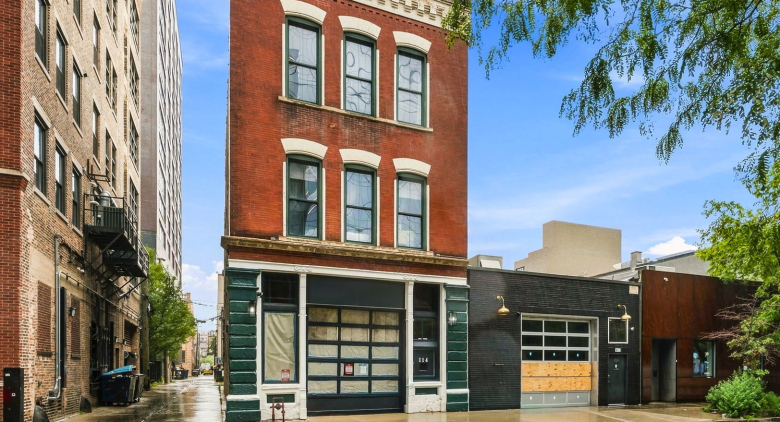 114 N Aberdeen St.