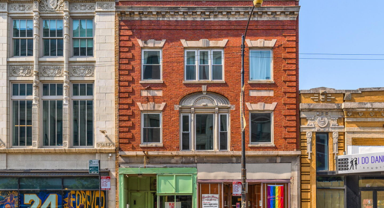 1618 W Chicago Ave.
