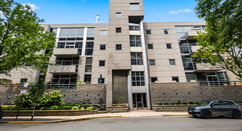 939 W Huron St. #201
