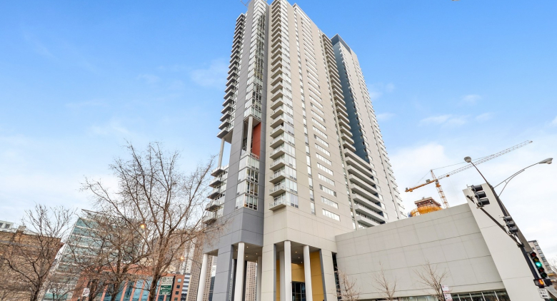 737 W Washington Blvd. #1904 photo 1