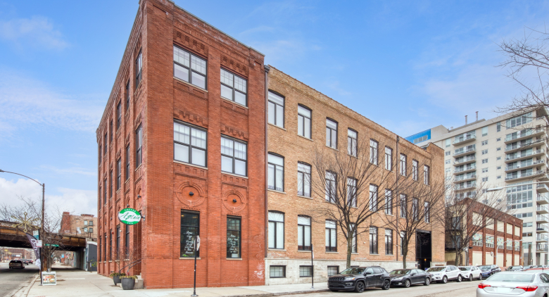 729 N Sangamon St.