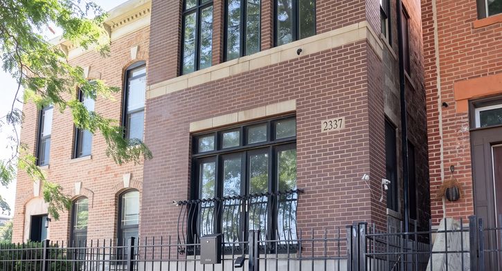2337 W Maypole Ave.