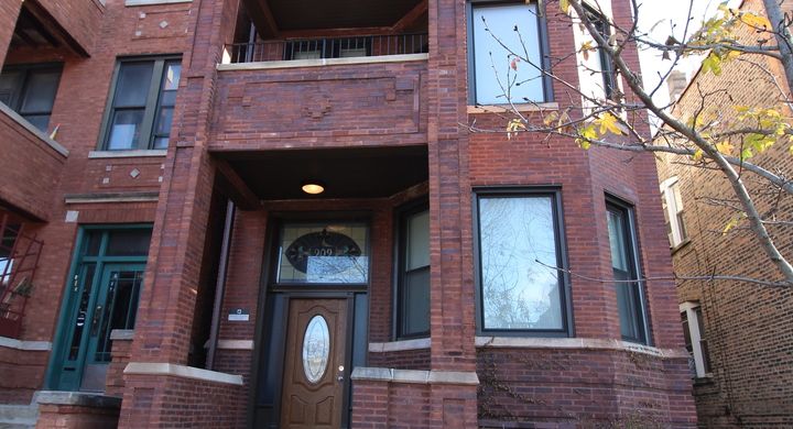 909 N Leavitt St.