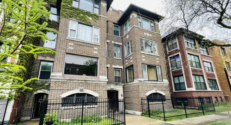 Hyde Park apartment for rent
