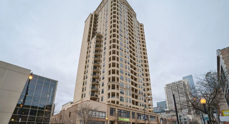 1464 S Michigan Ave. #2003