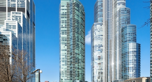 South Loop apartment for rent
