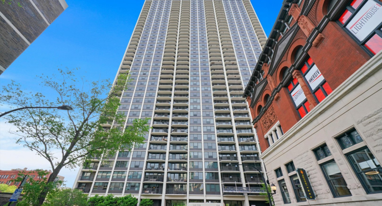 Unit #507J at 1560 N Sandburg Ter.