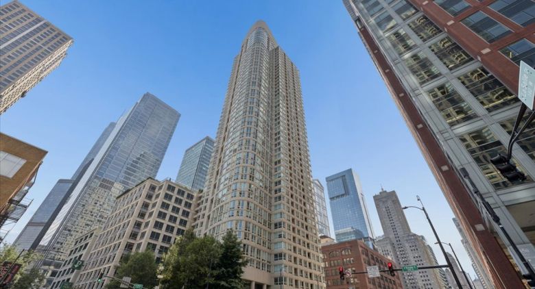 345 N Lasalle St. #4601