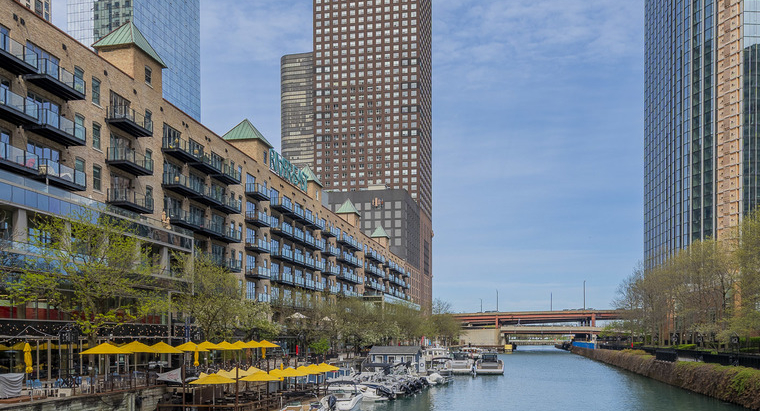 Streeterville apartment for rent