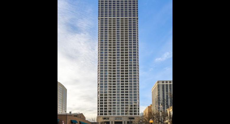 Unit #29J at Newberry Plaza