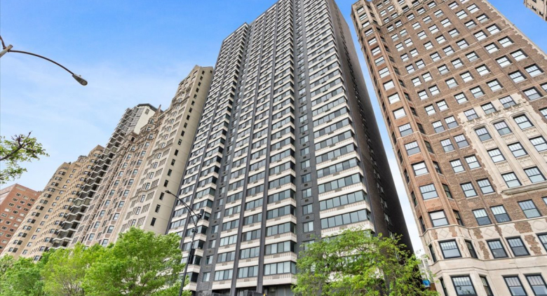 Gold Coast apartment for rent