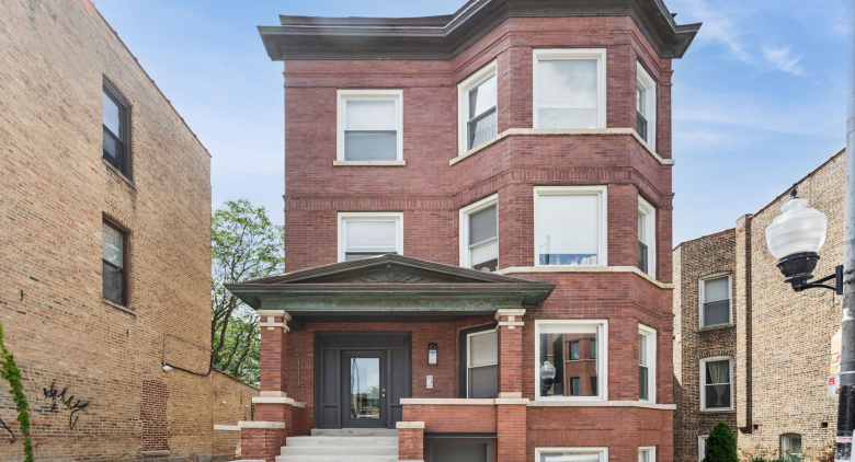 2111 W Augusta Blvd.