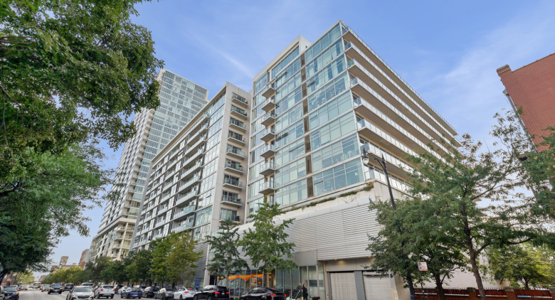 Unit #710 at 1620 S Michigan Ave.
