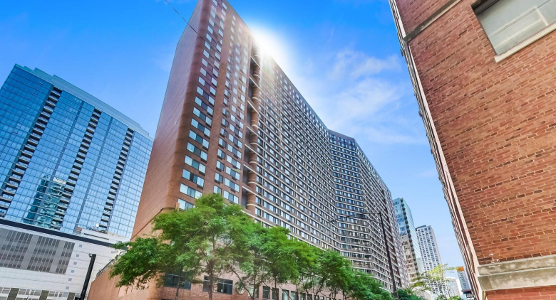 Unit #2902 at 211 E Ohio St.