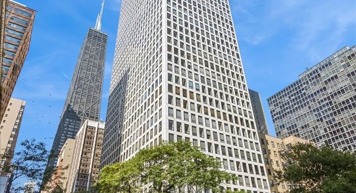 260 E Chestnut St. #1407