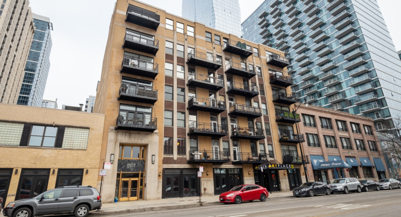South Loop apartment for rent