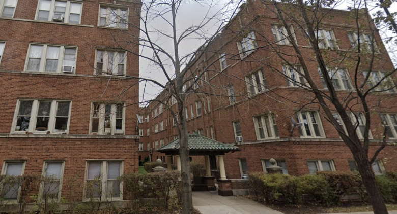 4445.5 N Damen Avenue