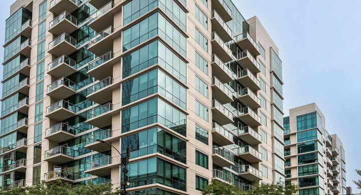 West Loop apartment for rent
