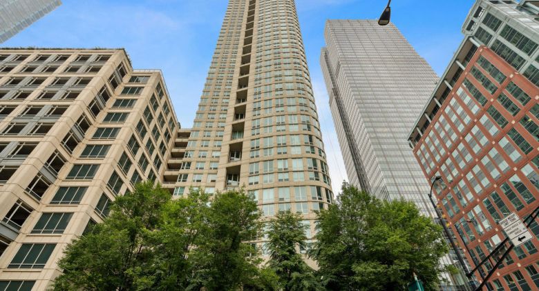 345 N Lasalle St. #3302