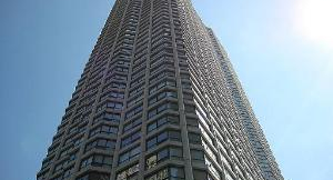 Unit #3204 at River Plaza