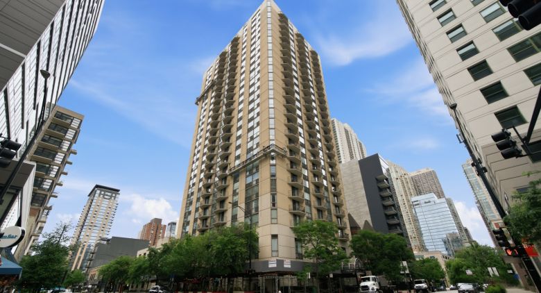 70 W Huron St. #502