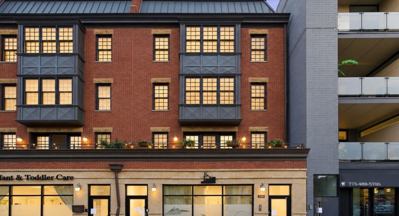 2035 W Division St.