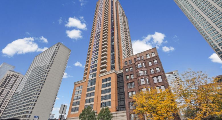 South Loop apartment for rent
