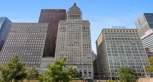 310 S Michigan Ave. #1913