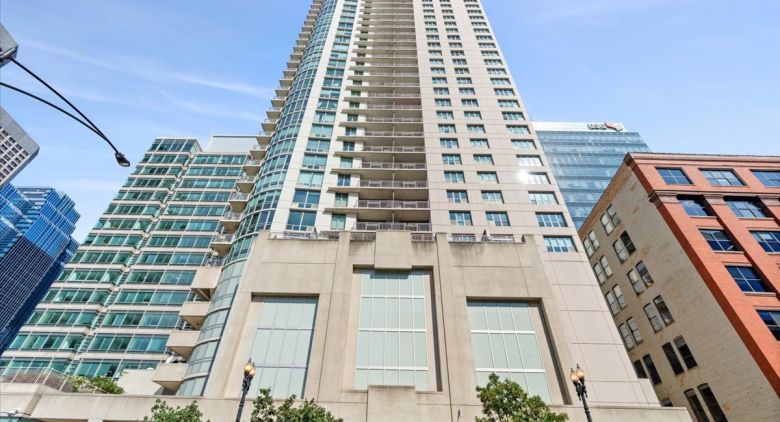 125 S Jefferson St. #3109