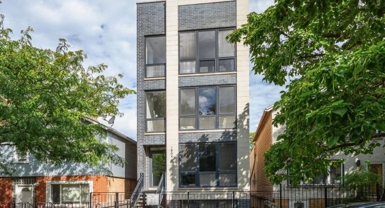 1504 W Walton St.