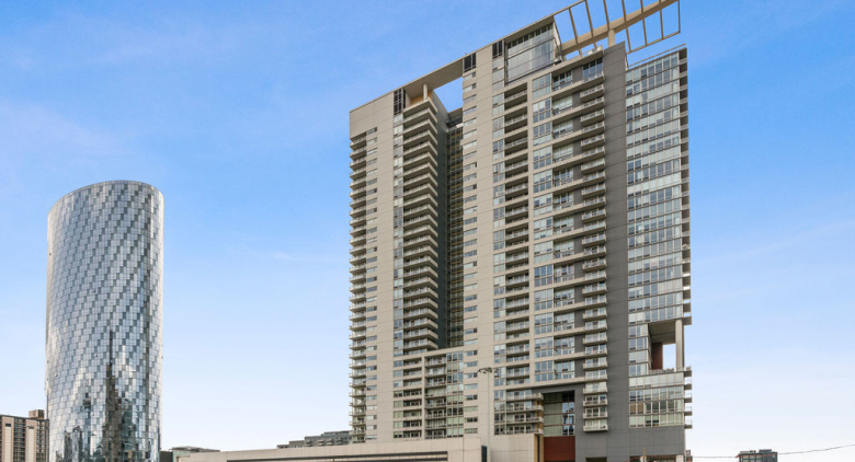 West Loop apartment for rent