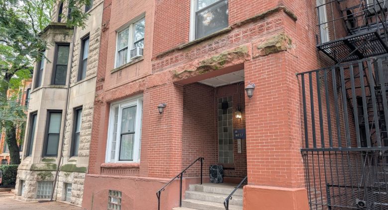 14 W Chestnut St.