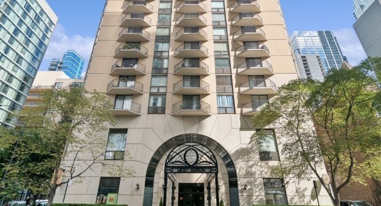 70 W Huron St. #1602