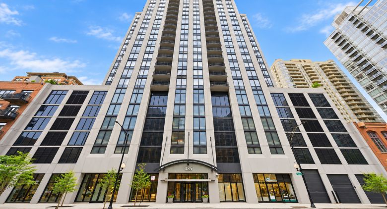435 W Erie St. #801