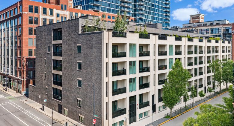 West Loop apartment for rent