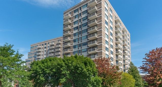 South Loop apartment for rent